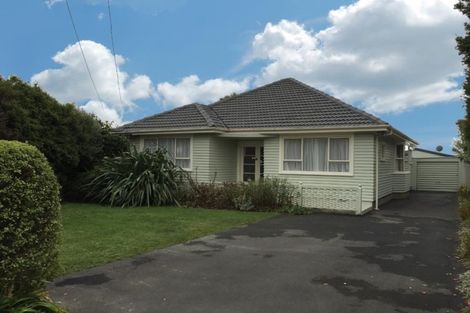 Photo of property in 223 Centaurus Road, Saint Martins, Christchurch, 8022