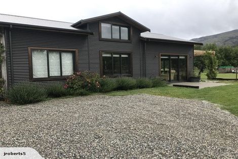 Photo of property in 66 Gladsmuir Road, Queensberry, Cromwell, 9383