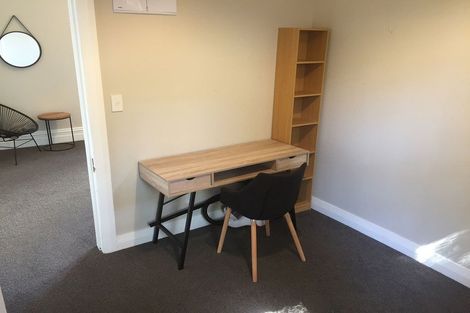 Photo of property in 17 Portland Crescent, Thorndon, Wellington, 6011