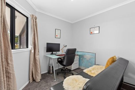 Photo of property in 10 Apatu Place, Waipukurau, 4200