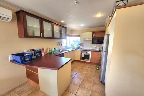 Photo of property in 14 Aviara Court, Northpark, Auckland, 2013