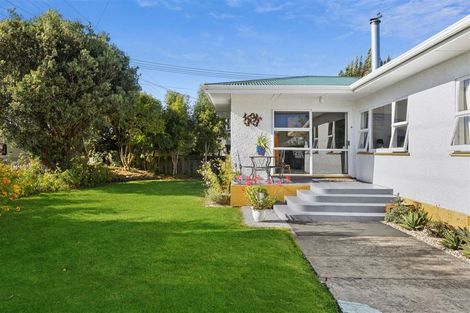 Photo of property in 684 Abel Tasman Drive, Clifton, Takaka, 7183