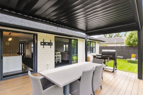 Photo of property in 47 San Priamo Place, Paraparaumu Beach, Paraparaumu, 5032