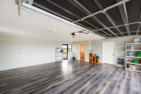 Photo of property in 1061 Taonui Road, Colyton, Feilding, 4775