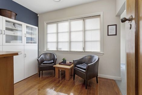 Photo of property in 128 Wilsons Road, Saint Martins, Christchurch, 8022