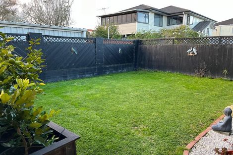 Photo of property in 1/14 Wilisa Rise, Goodwood Heights, Auckland, 2105