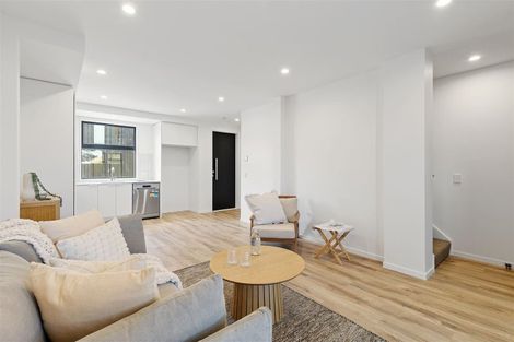 Photo of property in 83b Browns Road, St Albans, Christchurch, 8052