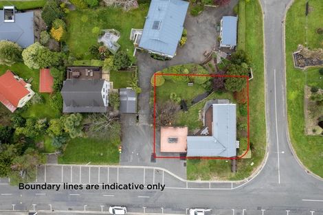 Photo of property in 13 Selwyn Avenue, Akaroa, 7520