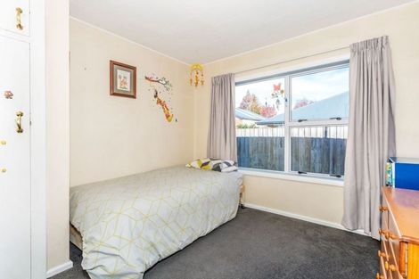 Photo of property in 8 Fovant Street, Russley, Christchurch, 8042