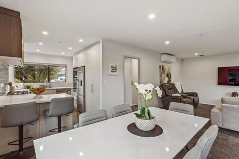 Photo of property in 2/65 Granville Drive, Massey, Auckland, 0614