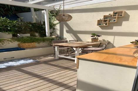 Photo of property in 3/222 The Esplanade, Island Bay, Wellington, 6023