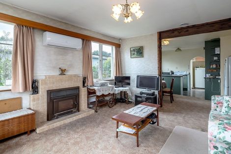 Photo of property in 16 Oxford Street, Lansdowne, Masterton, 5810