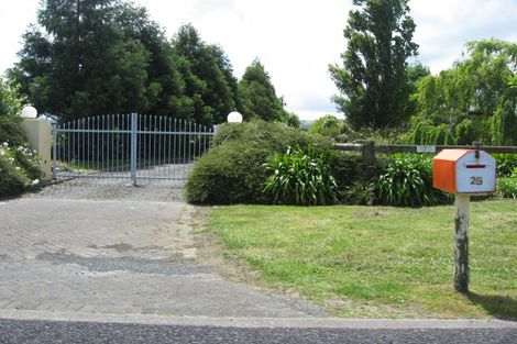 Photo of property in 25 Burberry Road, Karaka, Drury, 2578