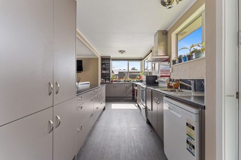 Photo of property in 24 Montjoy Street, Stratford, 4332