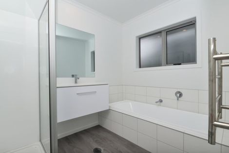 Photo of property in 56u3 Sandwich Road, Saint Andrews, Hamilton, 3200
