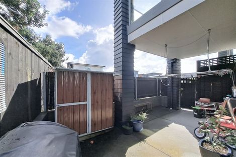 Photo of property in 1/110 Hobsonville Point Road, Hobsonville, Auckland, 0616