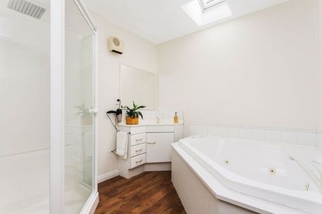 Photo of property in 5 Uldale Place, Northpark, Auckland, 2013