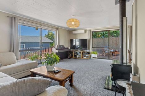 Photo of property in 13 Tahurangi Place, Spotswood, New Plymouth, 4310