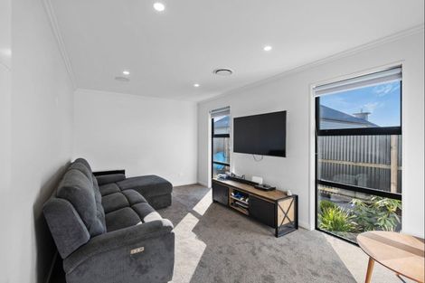 Photo of property in 6 Maleny Lane, Rolleston, 7615