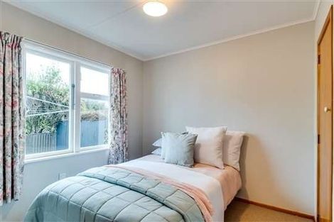 Photo of property in 1/707 Alexandra Street, Parkvale, Hastings, 4122