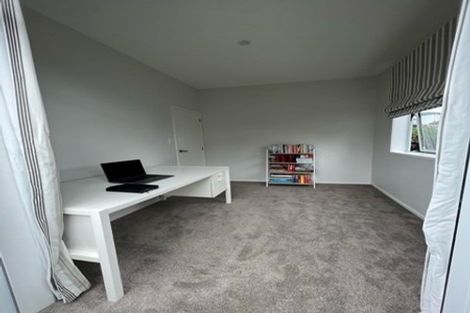 Photo of property in 5 Riroriro Road, Hobsonville, Auckland, 0616