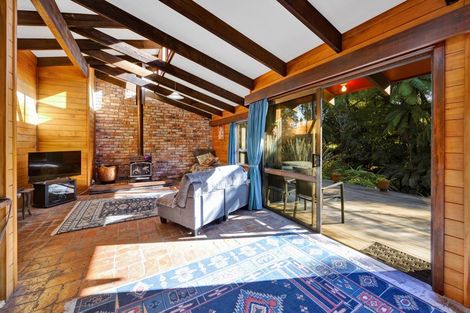 Photo of property in 66 Kent Terrace, Midhirst, Stratford, 4394