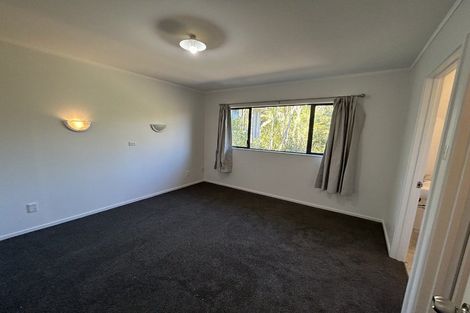Photo of property in 50a Edmonton Road, Henderson, Auckland, 0612