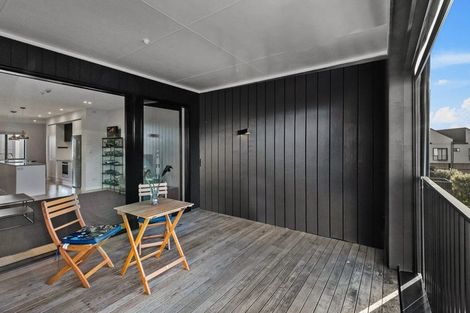 Photo of property in 86 Rangihina Road, Hobsonville, Auckland, 0616