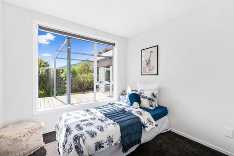 Photo of property in 5a Matenga Street, Waikanae, 5036