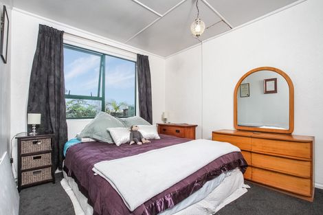 Photo of property in 153a/1 Te Atatu Road, Te Atatu South, Auckland, 0610
