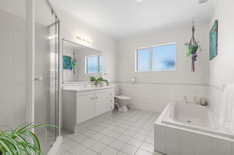 Photo of property in 17 Mere Road, Taupo, 3330