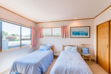 Photo of property in 7 Ngapotiki Street, Paraparaumu Beach, Paraparaumu, 5032