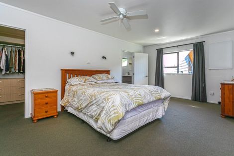 Photo of property in 5 Rewa Rewa Valley, Tairua, 3508