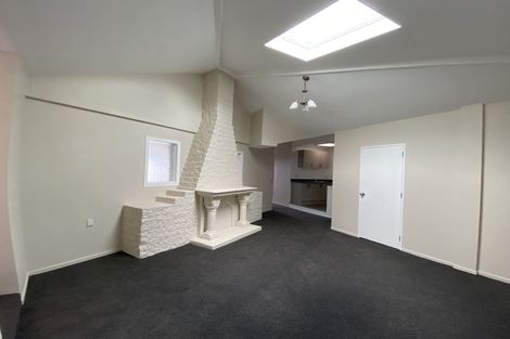 Photo of property in 9 Rangitane Street, Maupuia, Wellington, 6022