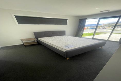 Photo of property in 69 Shepherd Road, Jacks Point, Queenstown, 9371