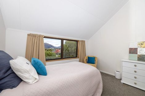 Photo of property in 9 Kings Drive, Wanaka, 9305