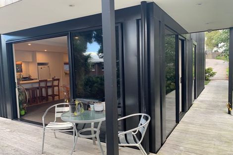 Photo of property in 2/28 Bayly Road, Moturoa, New Plymouth, 4310