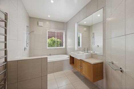 Photo of property in 84 Passmore Crescent, Maori Hill, Dunedin, 9010