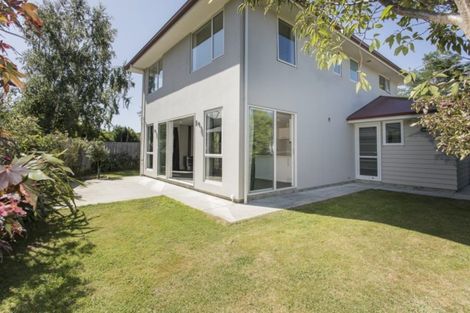 Photo of property in 32 Hunter Crescent, Wanaka, 9305