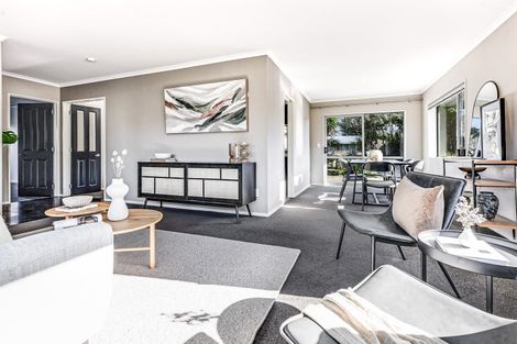 Photo of property in 8 Rosewood Court, Huntington, Hamilton, 3210