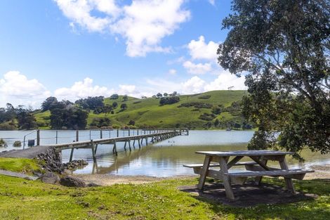 Photo of property in 18 Bennett Street, Port Albert, Wellsford, 0973