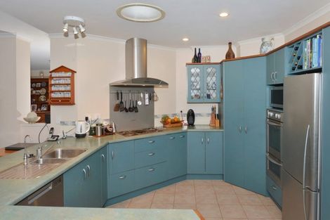 Photo of property in 2 Tealmere Grove, Maunu, Whangarei, 0110