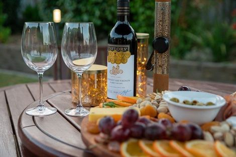 Photo of property in 38 Murray Court, Paraparaumu Beach, Paraparaumu, 5032