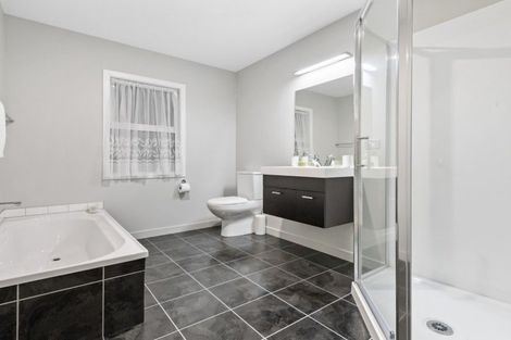 Photo of property in 175 Lakes Boulevard, Pyes Pa, Tauranga, 3112