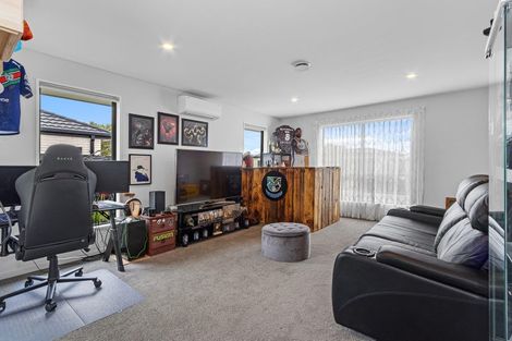Photo of property in 5 Davaar Crescent, Broomfield, Christchurch, 8042