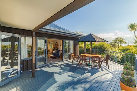 Photo of property in 17 Te Ra Crescent, Diamond Harbour, 8972