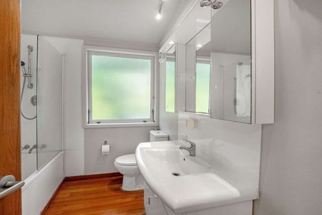 Photo of property in 19 Gunns Crescent, Cashmere, Christchurch, 8022