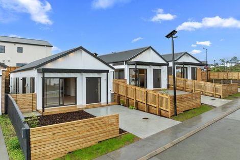 Photo of property in 7a Kotiu Place, Massey, 0614