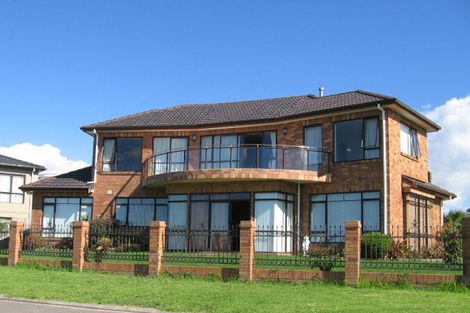 Photo of property in 7 Riverstone Road, Te Atatu Peninsula, Auckland, 0610