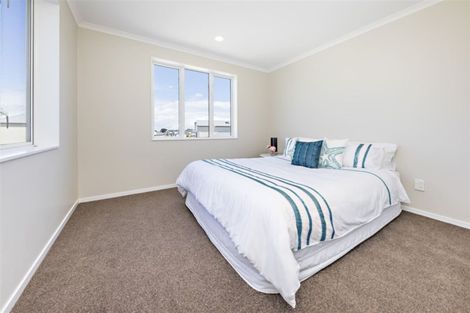 Photo of property in 20 Saddleback Crescent, Papakura, 2110